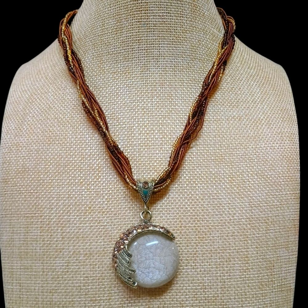 Elegant Gold and Brown Necklace with Pendant With Stones